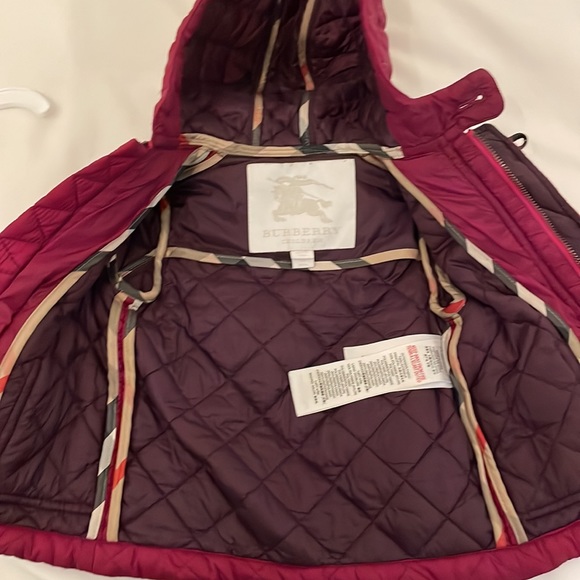 Authentic Burberry coat - Picture 4 of 4
